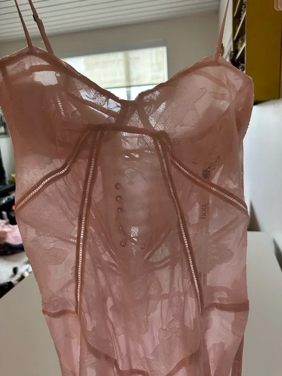 NEW House Of CB Seren Pink Floral Lace Back Maxi Dress Gown Romantic M A-C - Picture 8 of 8